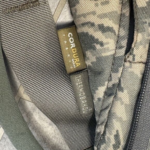 CamelBak Maximum Gear ThermoBak 3L Cordura Hydration Pack Digital Camo Military - Picture 7 of 14